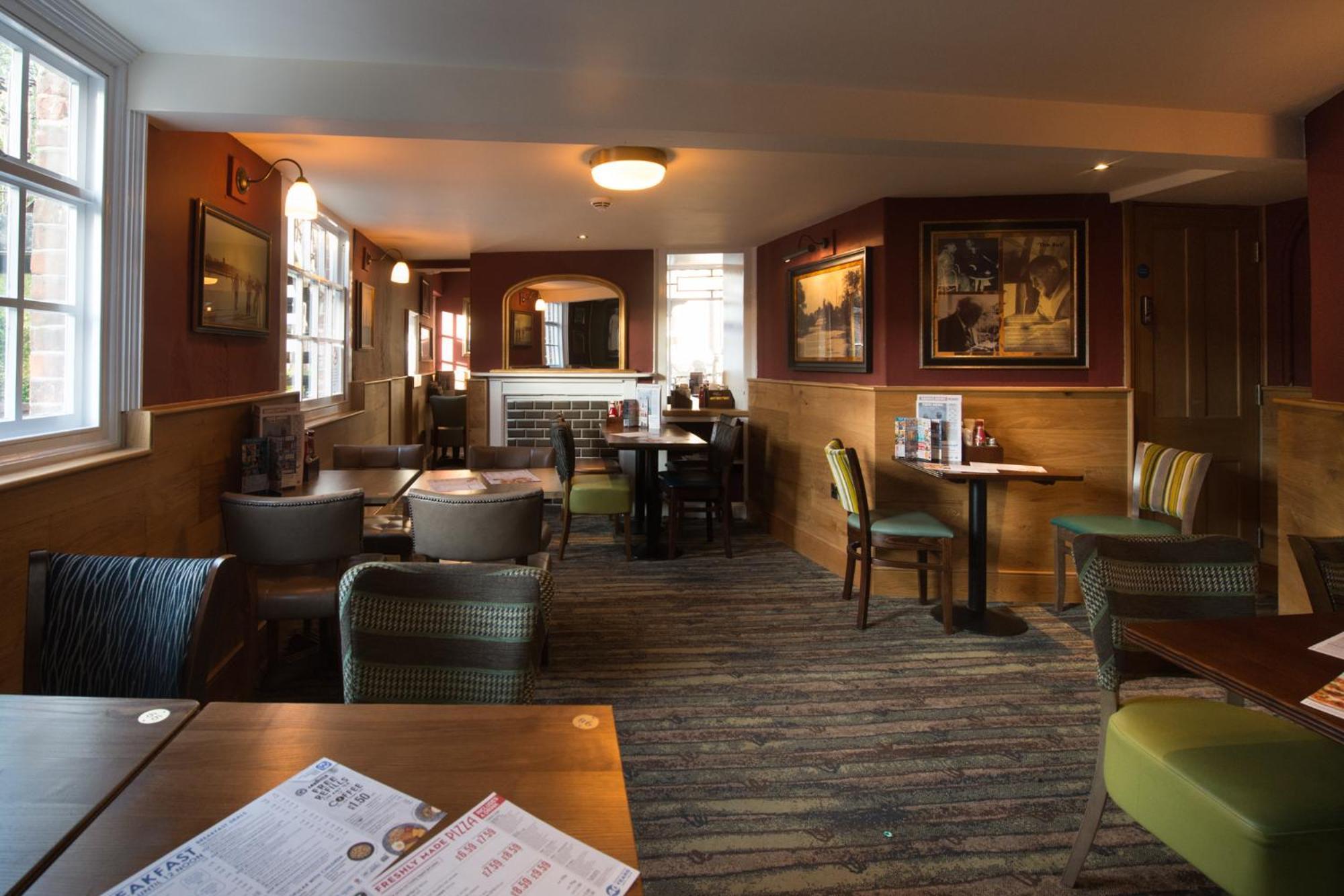 The King'S Head Hotel Wetherspoon Beccles Buitenkant foto