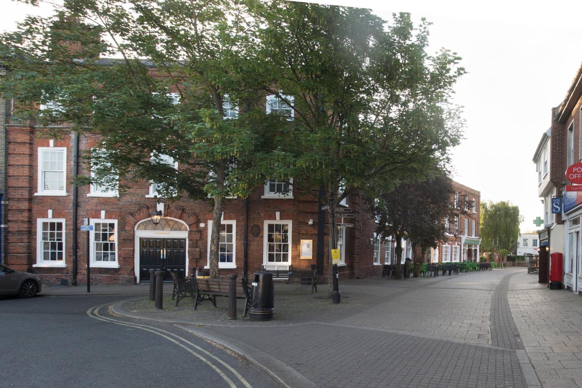 The King'S Head Hotel Wetherspoon Beccles Buitenkant foto